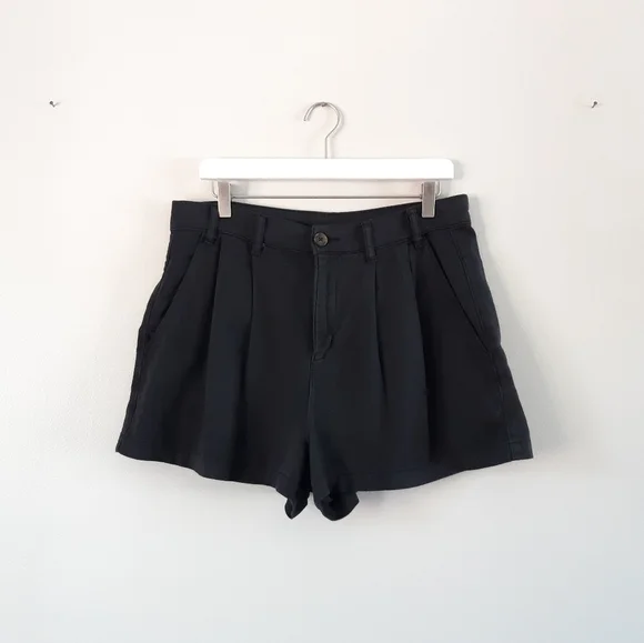 Free People | Billie Chino Shorts in Washed Black - Picture 2 of 6